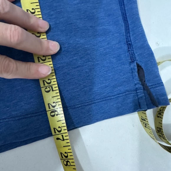 Lululemon Metal Vent Tech Blue Polo Size M - Picture 5 of 5